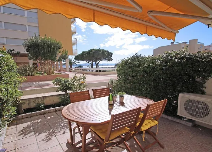 Palais De La Sainte-Maxime