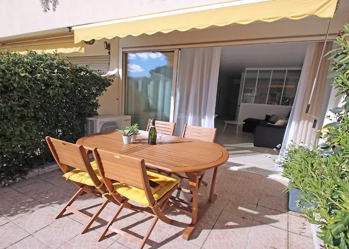 Palais De La Apartment